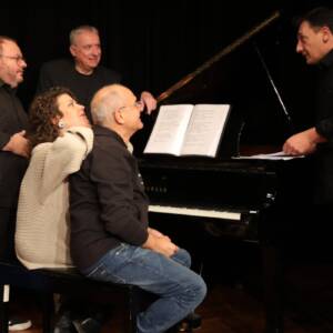 Νίκος Μποφίλιος, η Νόνικα Μαλκουτζή, ο Γιάννης Τόλιος, ο Χρήστος Σταυρίδης και ο Γιώργος Αναστασόπουλος