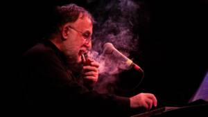 Τα λαϊκά του Θάνου Μικρούτσικου στο Θέατρο Παλλάς: Τραγουδούν Μητσιάς, Κότσιρας, Μπάσης & Νέγκα