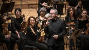 Το Ορατόριο των Χριστουγέννων του Μπαχ από τη διεθνή Ορχήστρα και Χορωδία Les Αrts Florissants στο Μέγαρο Μουσικής Αθηνών