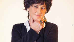 Φωτεινή Βελεσιώτου